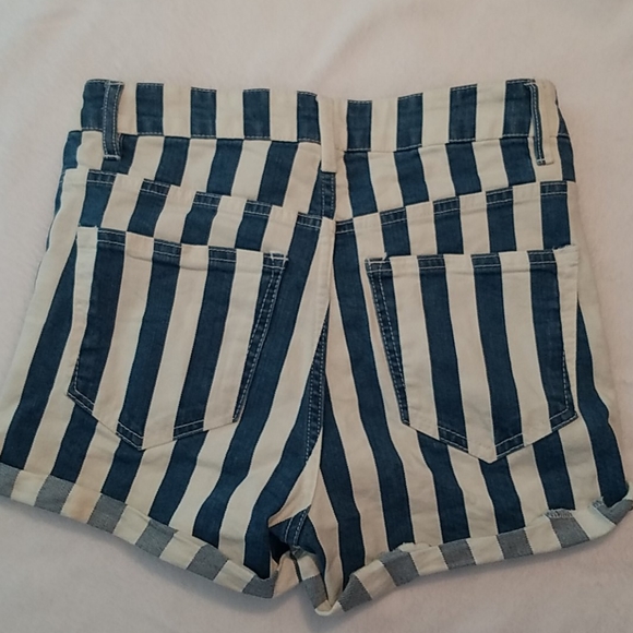 H&M Divided Shorts Striped Blue White Sz 6 - Picture 3 of 6
